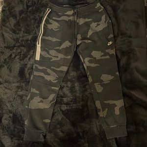 Nike Tech Fleece Pants Hero Flash Reflective